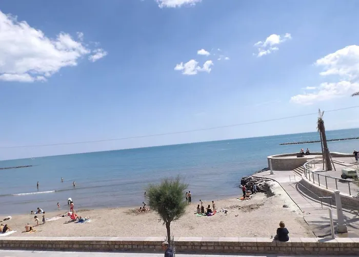 شقة T2 En Front De Avec Terrasse A Agde - 5/6 Couchages - Fr-1-423-191 *